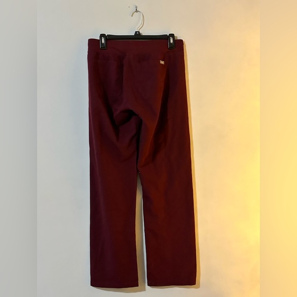 Fig's Women's Livingston Basic Scrub Pant Burgandy - Picture 3 of 3